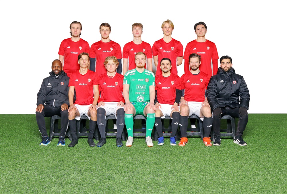 Kom och se obesegrade FBK 2 i div. fem! / FBK Karlstad