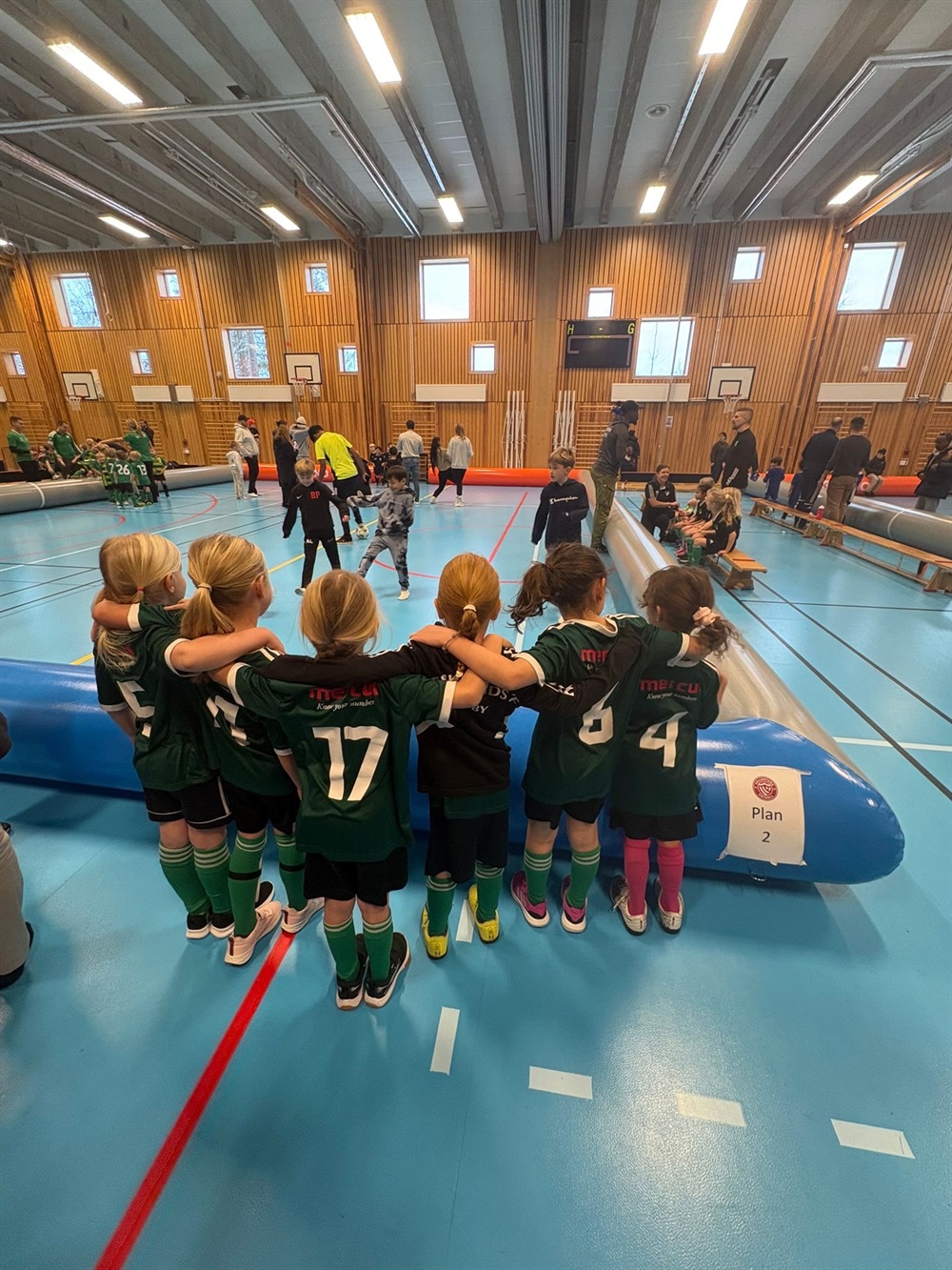 Äntligen är terminen igång! / Erikslunds KF - Fotboll - F2019